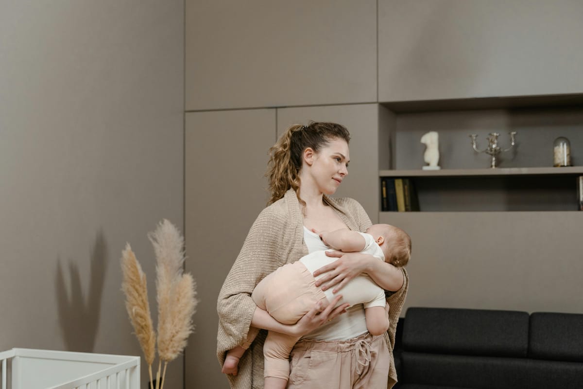 Struggling with breastfeeding? Sarene Leeds shares why you're not alone | Ep. 77